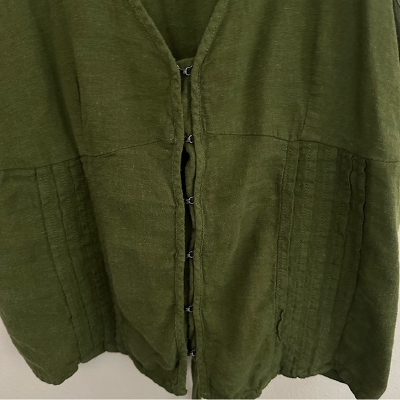 Old Navy green linen tank with back ties Size Small - Picture 7 of 10